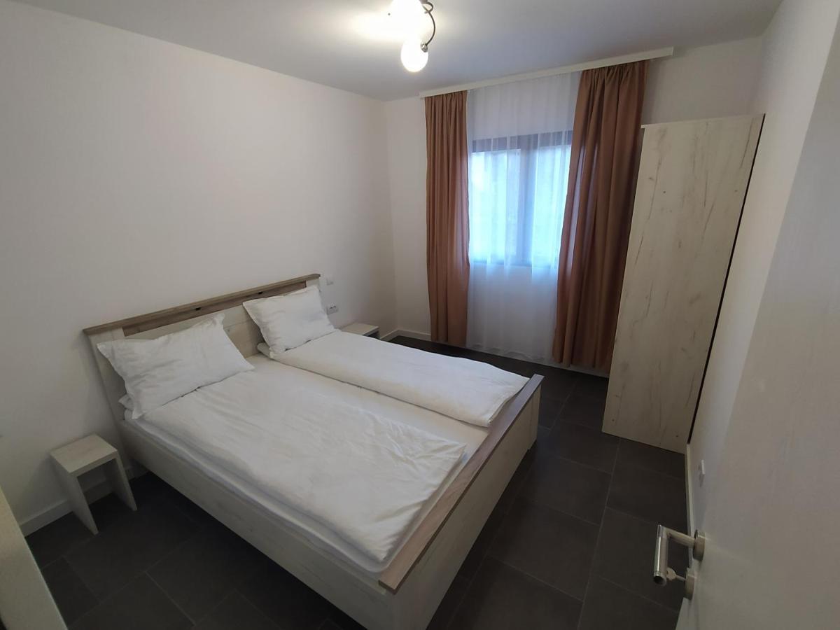 Bed and Breakfast Domacinstvo Kod Gere Crni Vrh Экстерьер фото