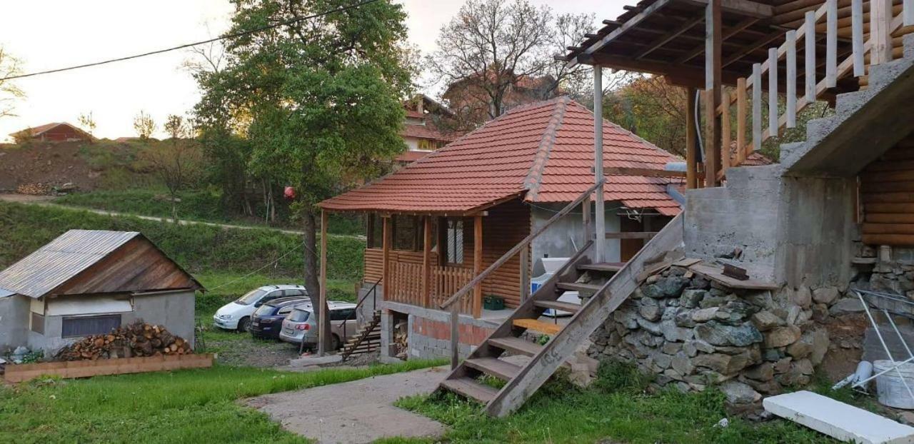Bed and Breakfast Domacinstvo Kod Gere Crni Vrh Экстерьер фото